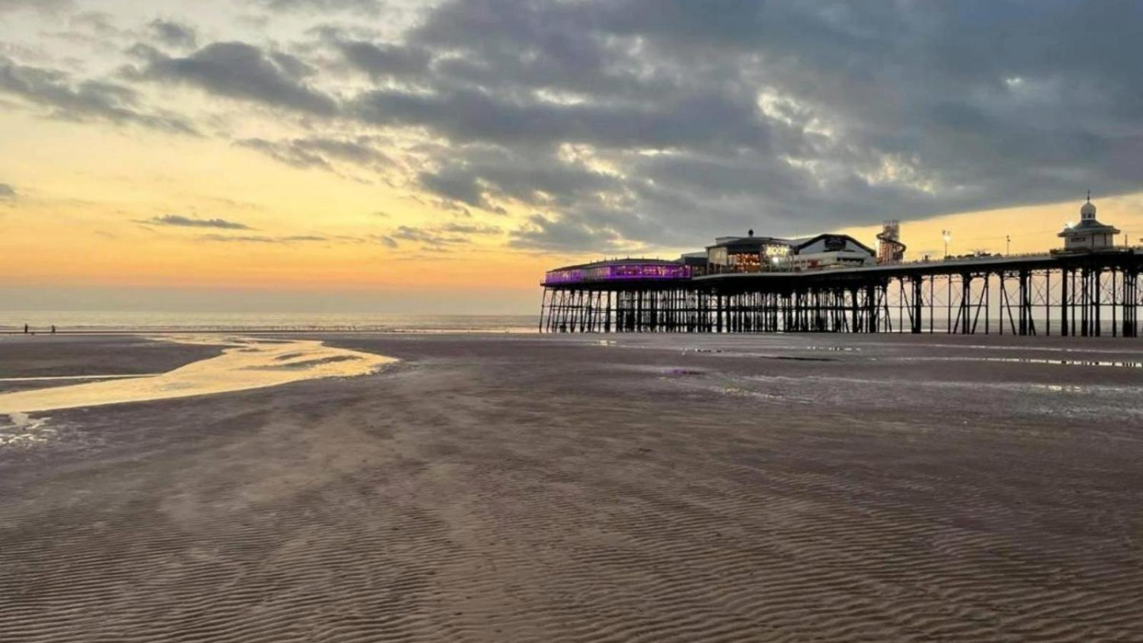 Ocean View Apartments - Sloane Blackpool Eksteriør bilde
